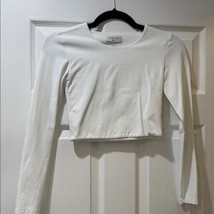 White Long Sleeve Crop Top. Aritzia contour size small.